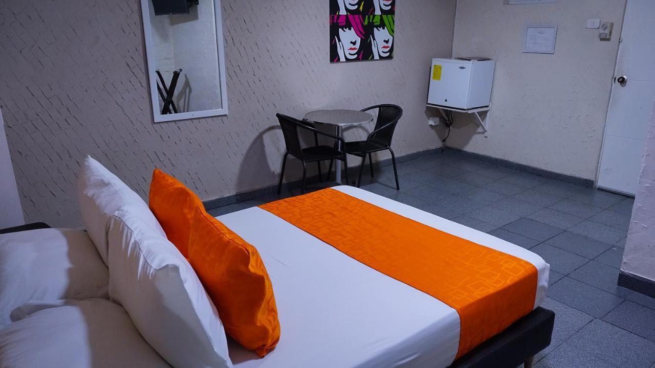 Hotel Casa Boston Inn Баранкила Екстериор снимка