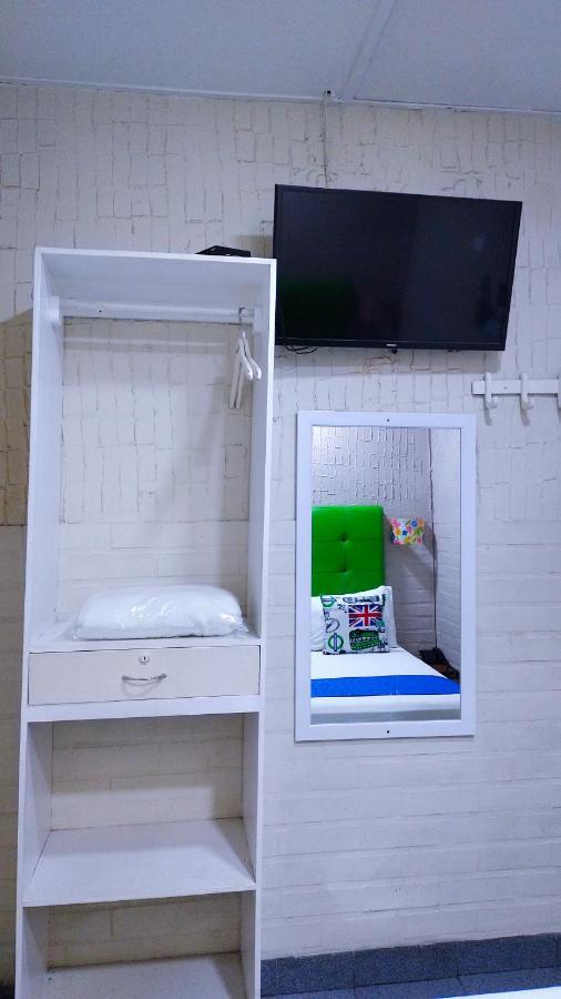 Hotel Casa Boston Inn Баранкила Екстериор снимка